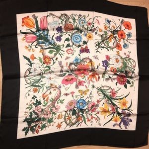 gucci scarf